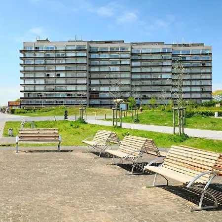 Studio Met Garage By Interhome * Bredene